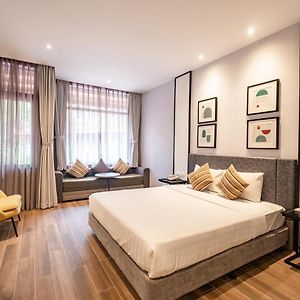 Zimmer mit Kingsize-Bett
